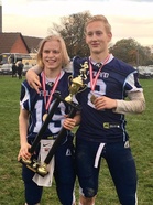 Lauri Kanerva (19) sekä potkaisija Miika Kuipers kuuluivat heittopuolustusvoimiin.
Kuva: Alexandra Naumanen