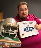 Vuoden nuorisovalmentajapalkinnon sai Mark Collier, jonka vastaanotti seuran puheenjohtaja Mikko Vento.