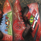 Gary Barnidgen pelikengissä saattoi syksyllä nähdä myös Suomen lipun.
