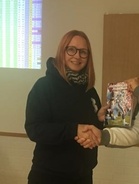 Vuoden nuorisoseura - Sipoo Bulldogs. Palkinnon vastaanotti Suvi Mälkki.