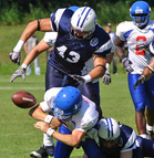 Santtu Äyräväinen oli aktiivinen irtopallojen kanssa. Kuva EFAF