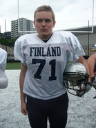 Hans-Jacob Lindbäck pelaa North-Carolinassa high school footballia.